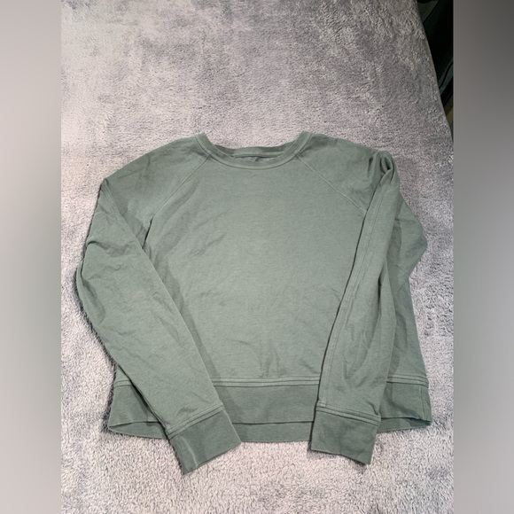 lululemon athletica Sweaters - Lululemon Green Sweatshirt pullover